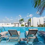 The Gallery Condos